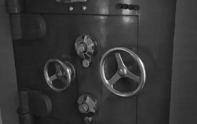 The Vault poster1