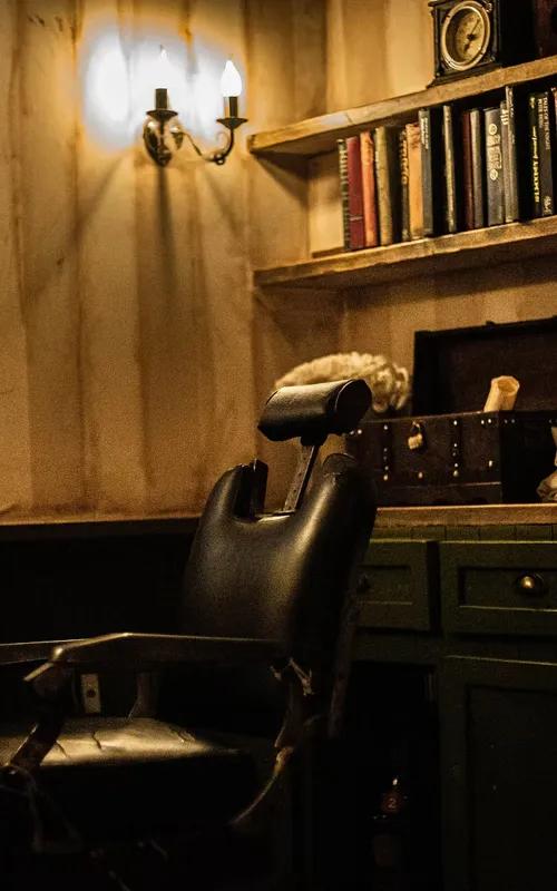THE DEMON BARBER